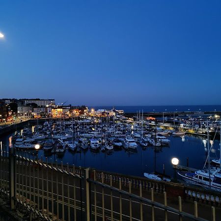 Diamond Harbour - Whole Huge Apartment - Wifi - Beach - Ramsgate Town Eksteriør billede